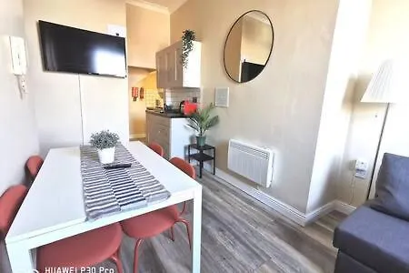 Cosy Near Oconnell St Reliable Fast Wifi Apartment *