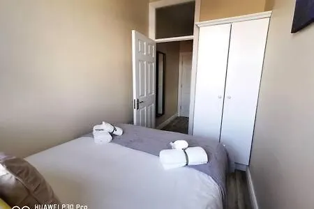 Cosy Near Oconnell St Reliable Fast Wifi Apartament